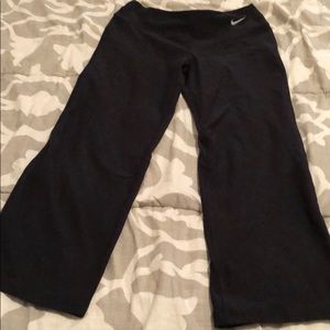 Nike Dri-Fit Straight Leg Pants Size S